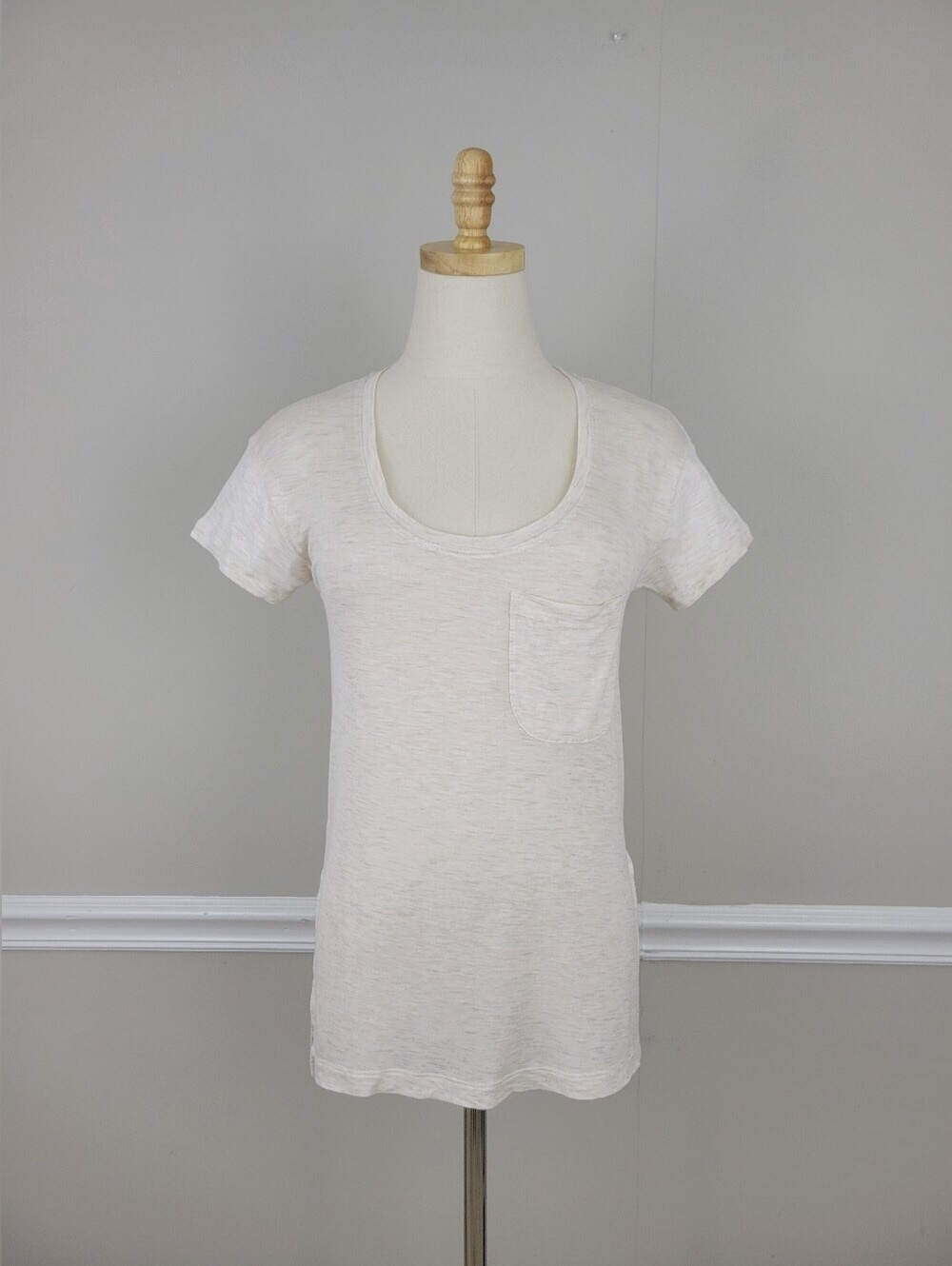 Madewell Women's Ivory Scoop Neck Pocket Tee